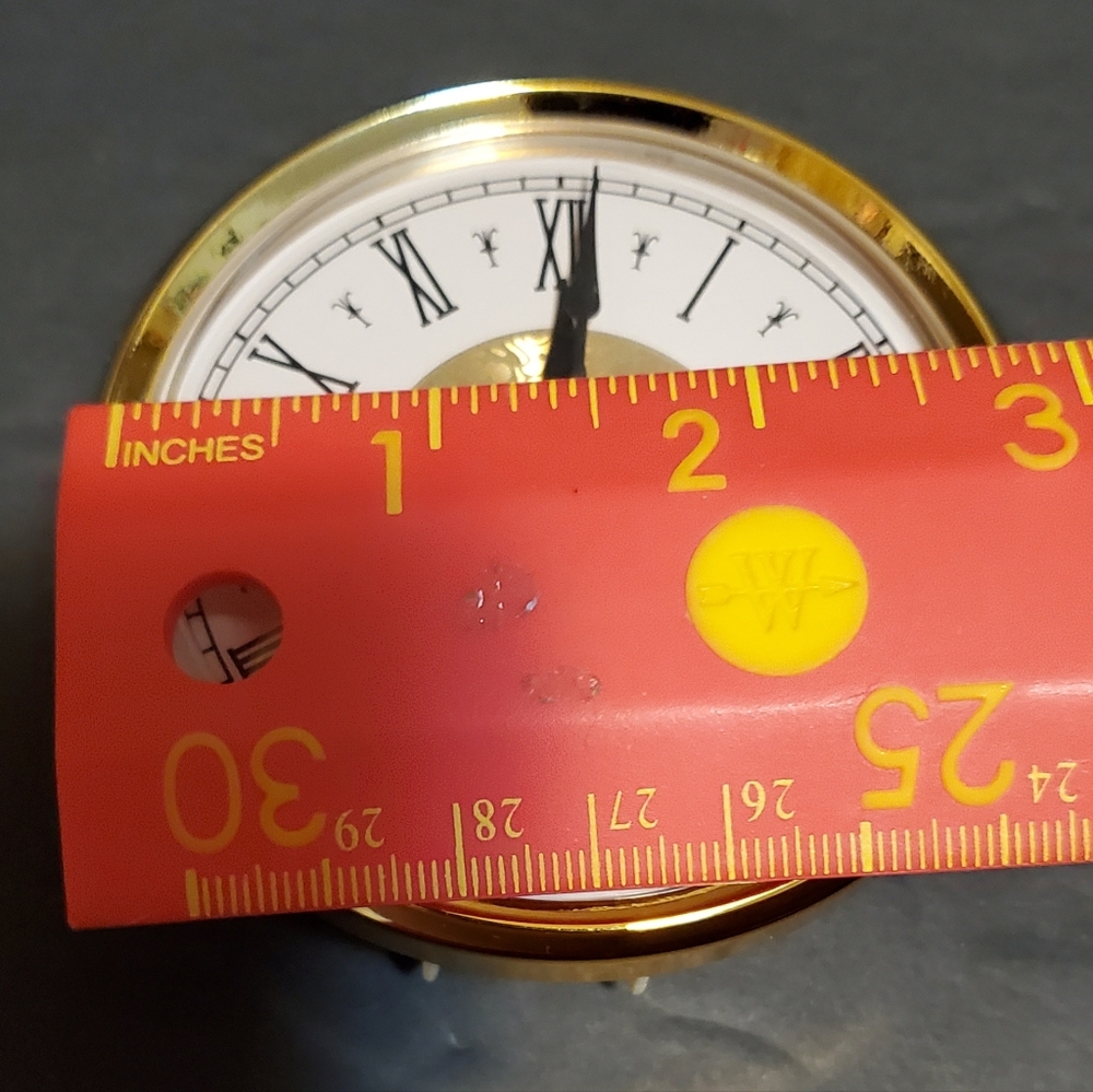 Clock replacement - Picture 7 of 8
